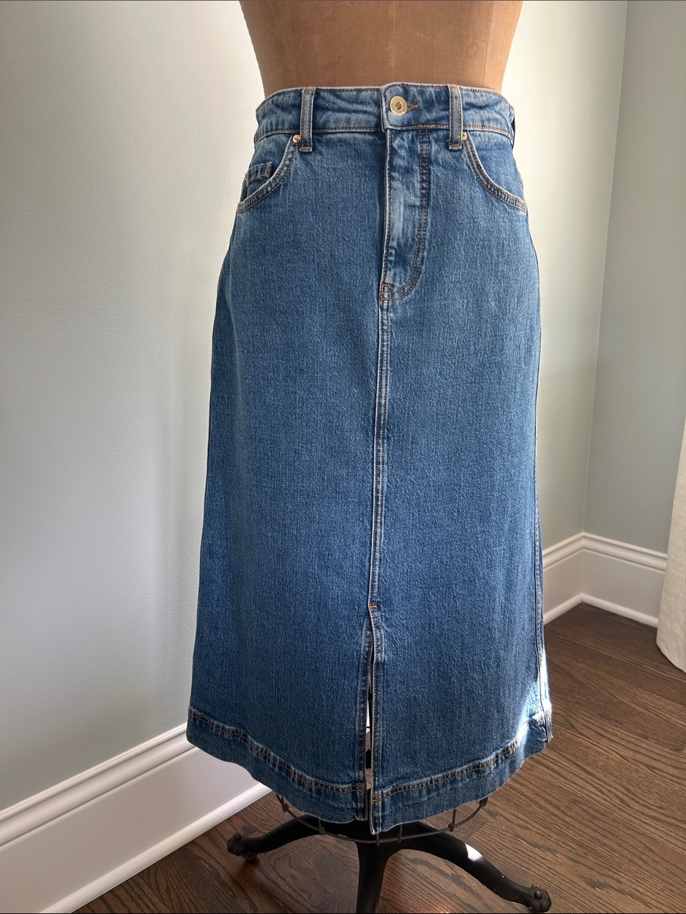 kate spade Blue Denim skirt